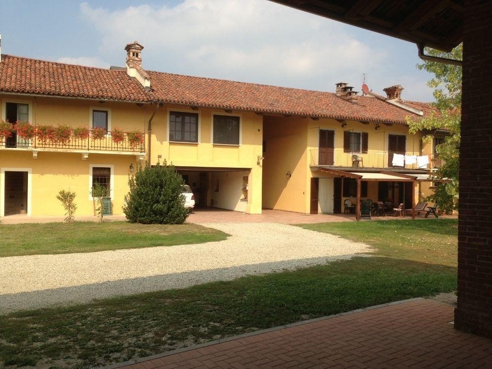 Quattro Gatti Bed and Breakfast Airasca Buitenkant foto